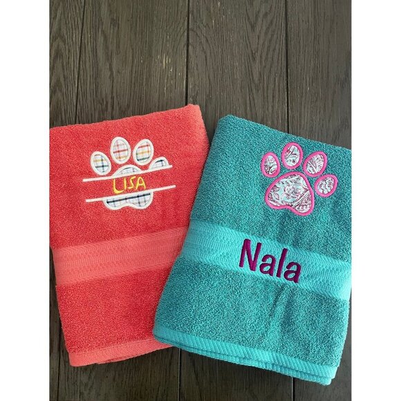 CUSTOM Embroidered Dog Towel Applique - Picture 2 of 9